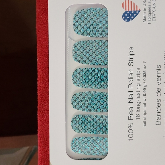 Genuine Color Street Nail Strips - Picture 2 of 3